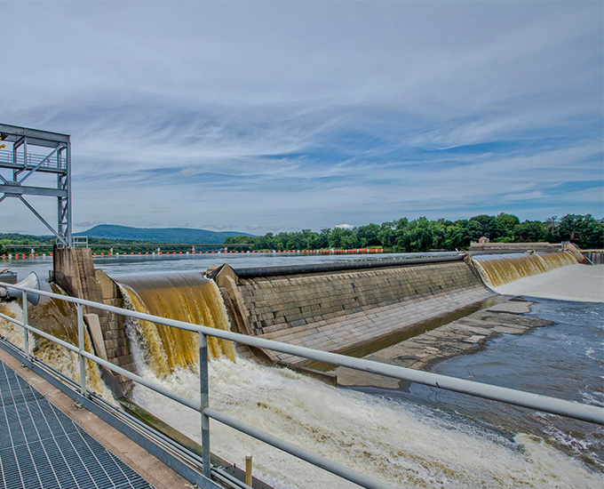 Holyoke dam in the winter